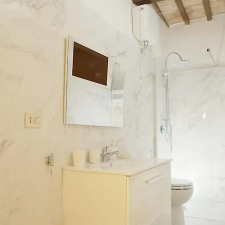 La Casa Nel Borgo Medievale * Passignano sul Trasimeno